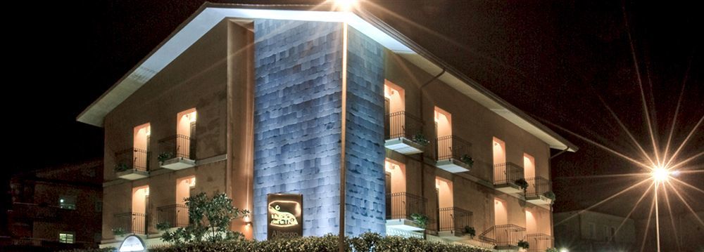 Il Nido Dell'Etna Hotel ลิงกัวกลอสซา ภายนอก รูปภาพ