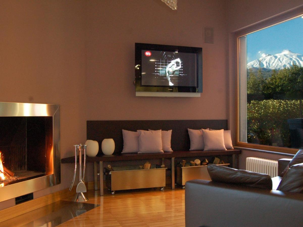 Il Nido Dell'Etna Hotel ลิงกัวกลอสซา ภายนอก รูปภาพ